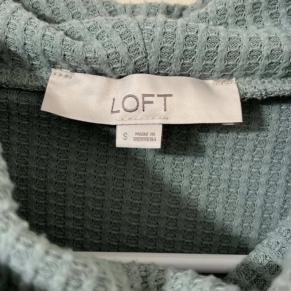 LOFT Waffle Knit Cowl Neck Blue Green Long Sleeve Sweater Size Small - Picture 5 of 7